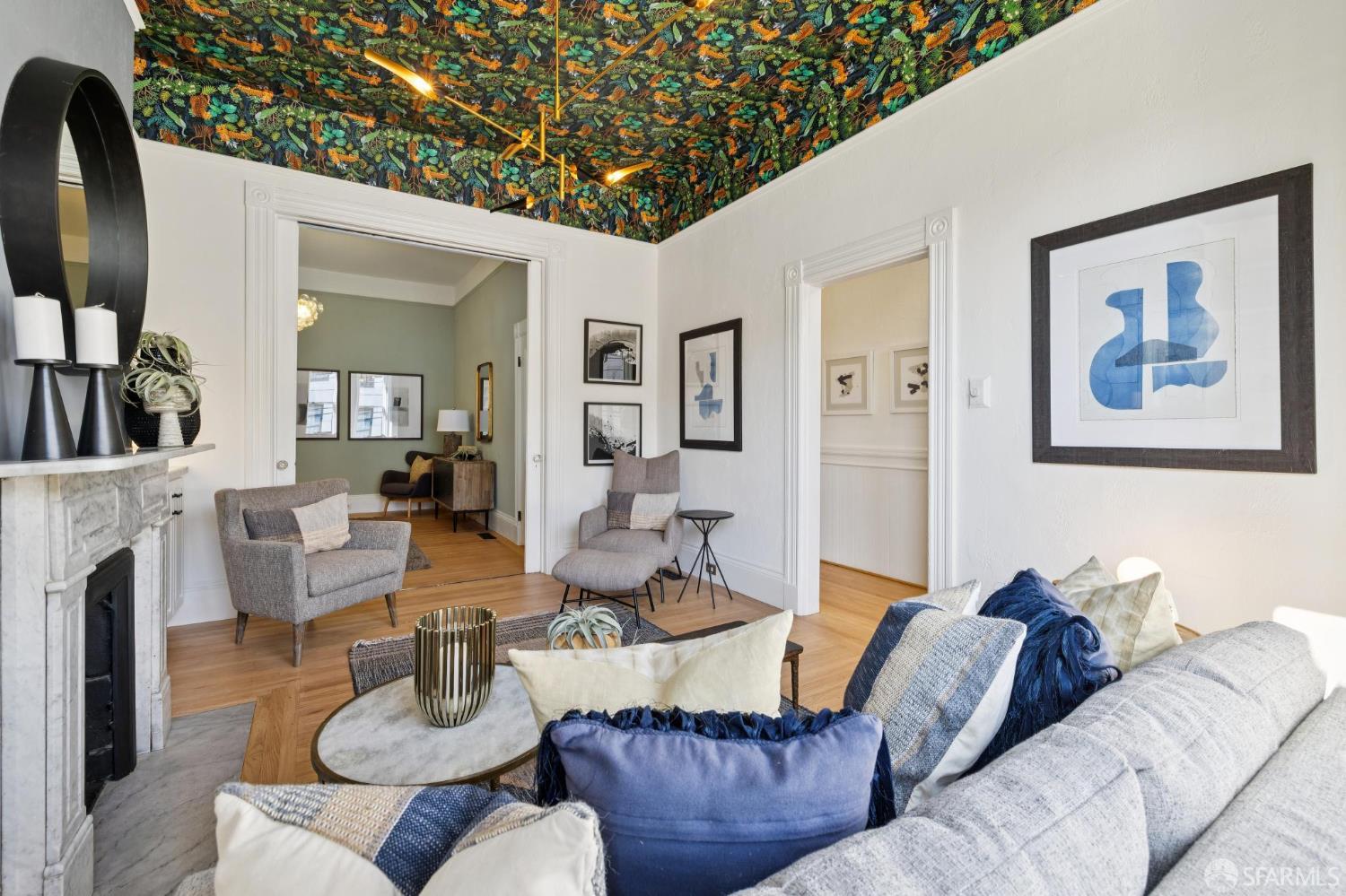 Photo #9: 425091990 Listing: Photo #9