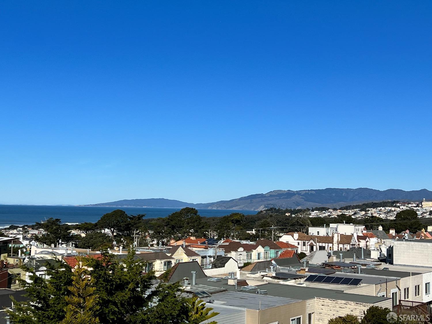 Detail Gallery Image 32 of 82 For 1671 34th Ave, San Francisco,  CA 94122 - 5 Beds | 3 Baths