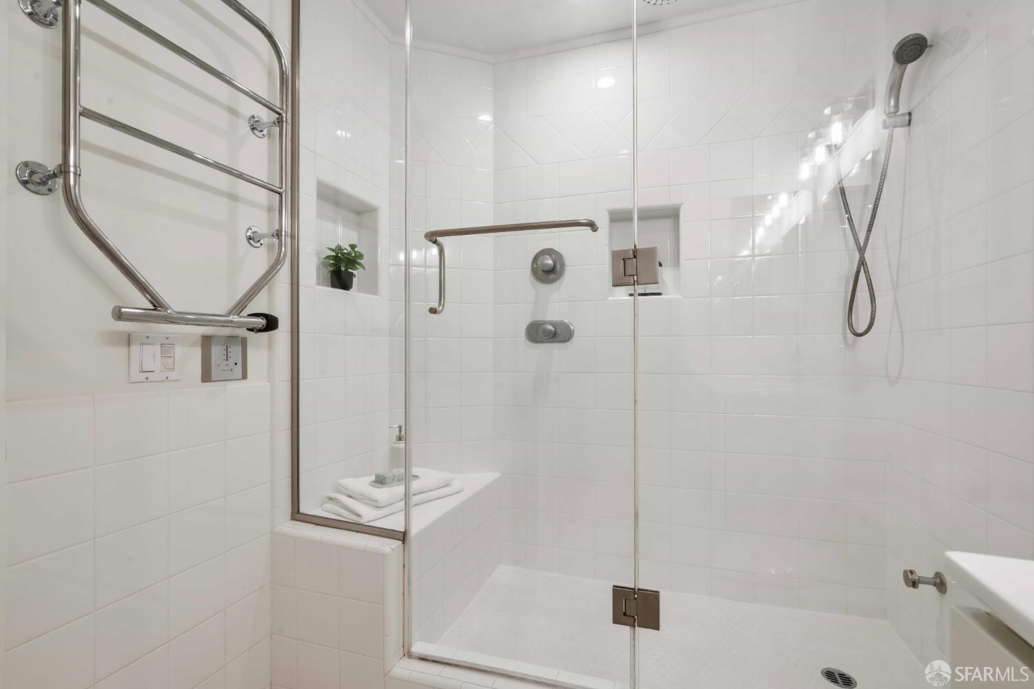 Detail Gallery Image 31 of 36 For 1734 Bay St #106,  San Francisco,  CA 94123 - 2 Beds | 1 Baths