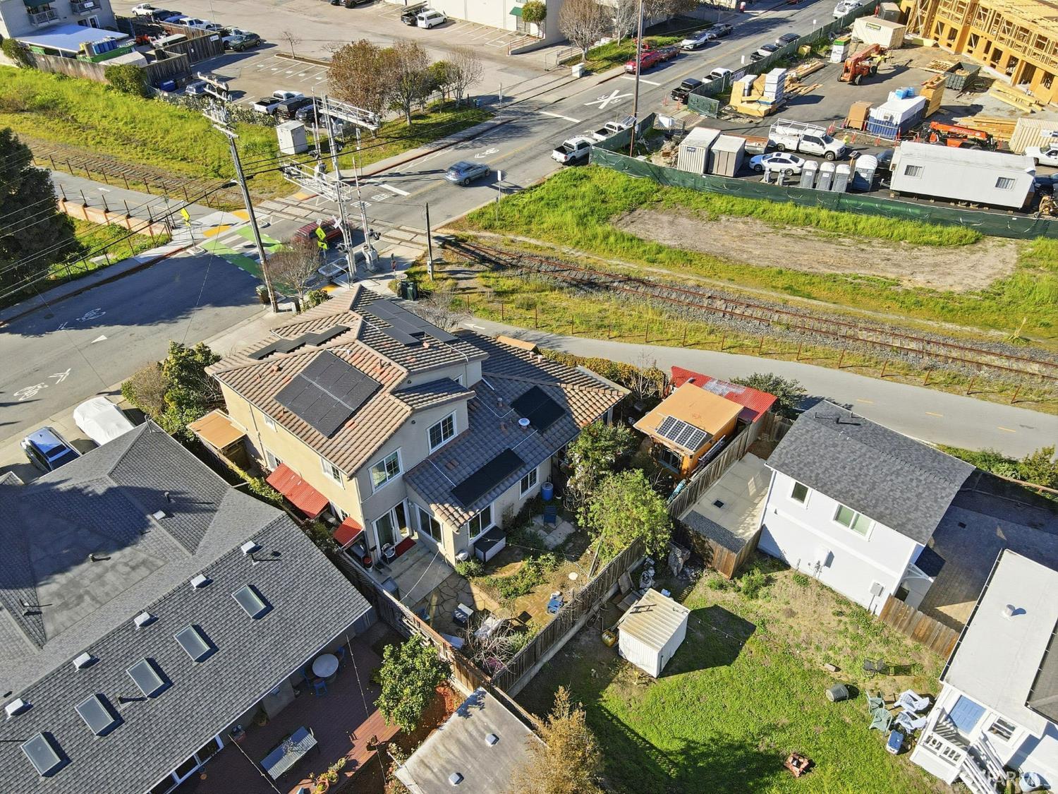 Detail Gallery Image 42 of 48 For 820 Almar Ave, Santa Cruz,  CA 95060 - 3 Beds | 2/1 Baths