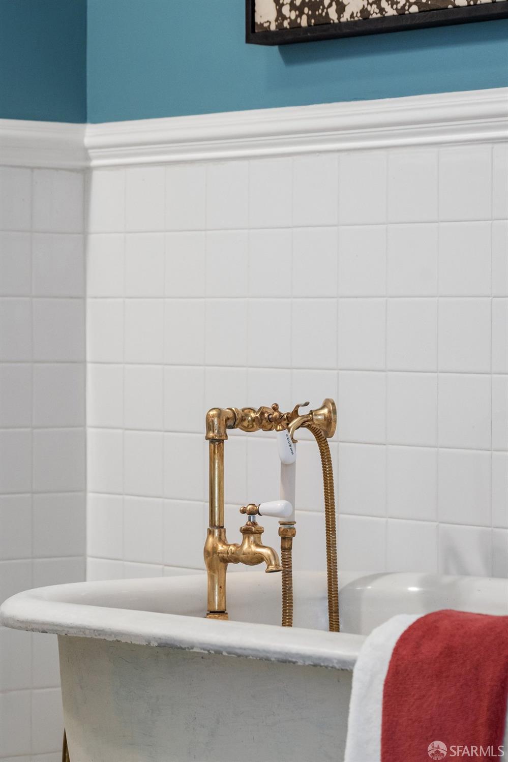 Photo #28: 426100700 Listing: Photo #28