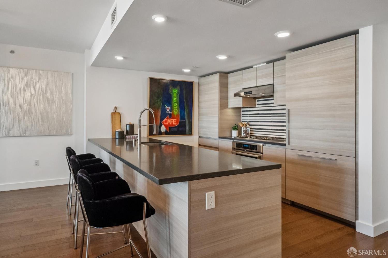 Detail Gallery Image 15 of 96 For 708 Long Bridge St #816,  San Francisco,  CA 94158 - 2 Beds | 2 Baths