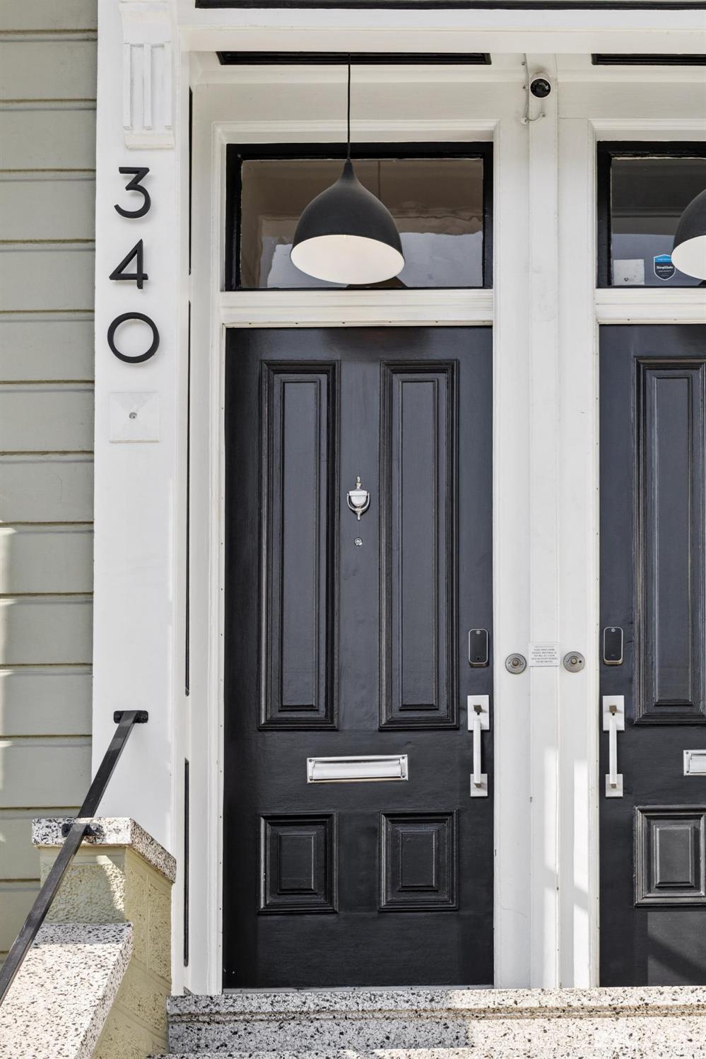 Photo #3: 425091990 Listing: Photo #3