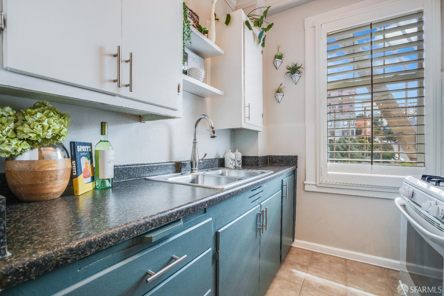 Detail Gallery Image 22 of 56 For 2701 Van Ness Ave #403,  San Francisco,  CA 94109 - 0 Beds | 1 Baths