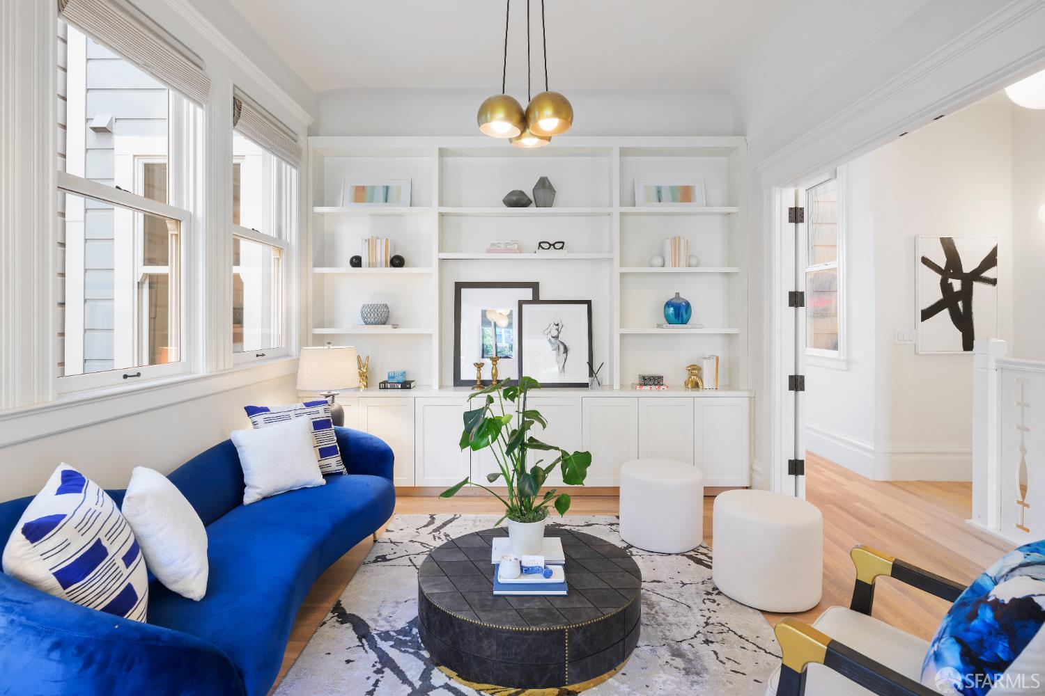 Detail Gallery Image 5 of 30 For 1159 Church St, San Francisco,  CA 94114 - 3 Beds | 3 Baths