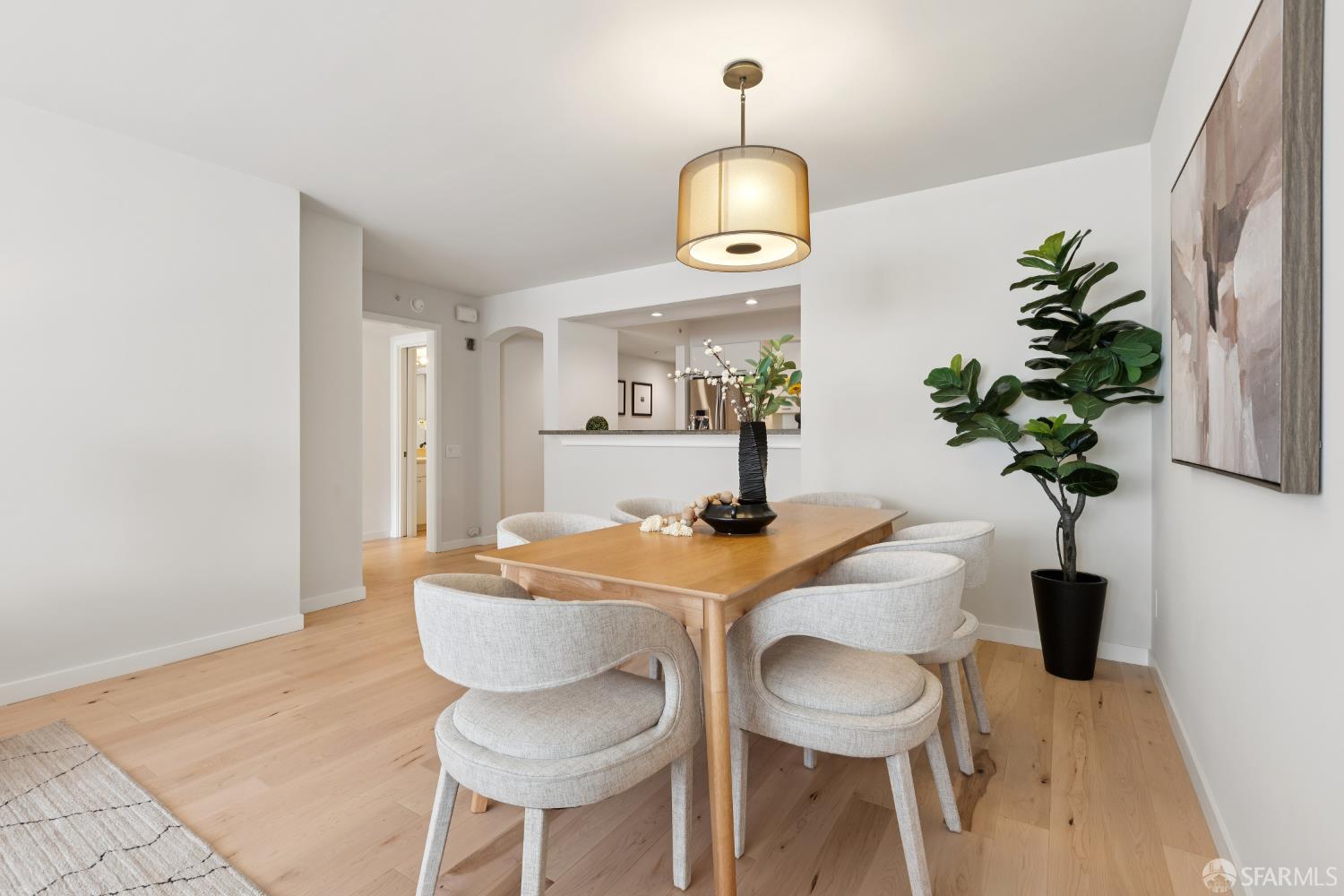 Detail Gallery Image 6 of 24 For 1438 Green St 3b,  San Francisco,  CA 94109 - 1 Beds | 1 Baths