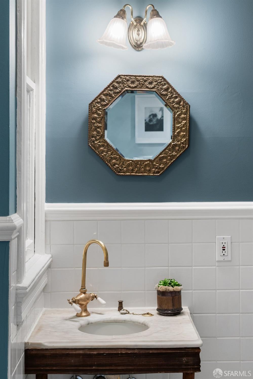 Photo #27: 426100700 Listing: Photo #27