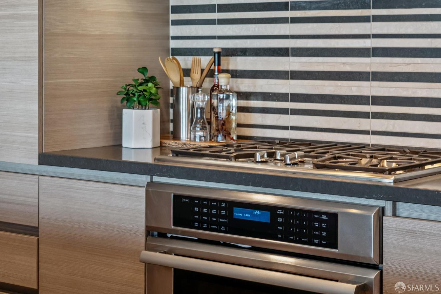 Detail Gallery Image 19 of 96 For 708 Long Bridge St #816,  San Francisco,  CA 94158 - 2 Beds | 2 Baths