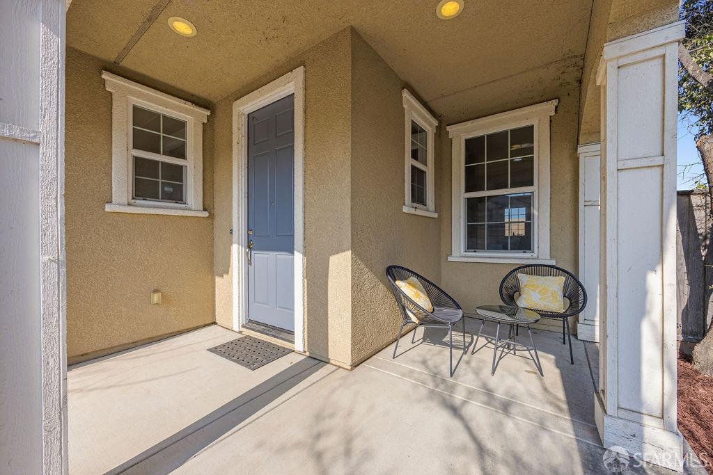 Detail Gallery Image 3 of 59 For 4531 Le Conte Cir, Antioch,  CA 94531 - 5 Beds | 3/1 Baths