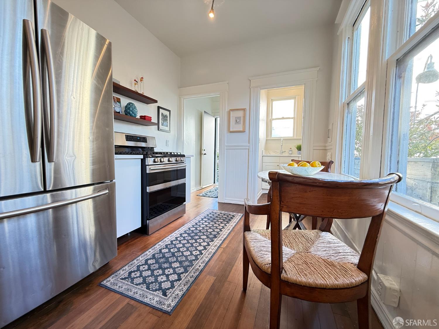 Detail Gallery Image 10 of 15 For 39 Moss St, San Francisco,  CA 94103 - 2 Beds | 1 Baths