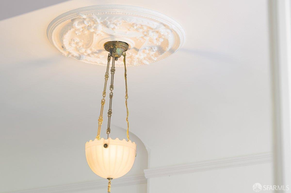 Photo #10: 426100700 Listing: Photo #10