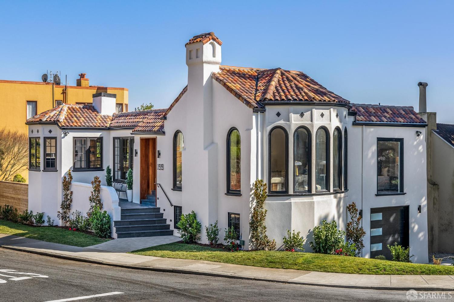 Detail Gallery Image 3 of 71 For 199 Brentwood Ave, San Francisco,  CA 94127 - 4 Beds | 4/1 Baths
