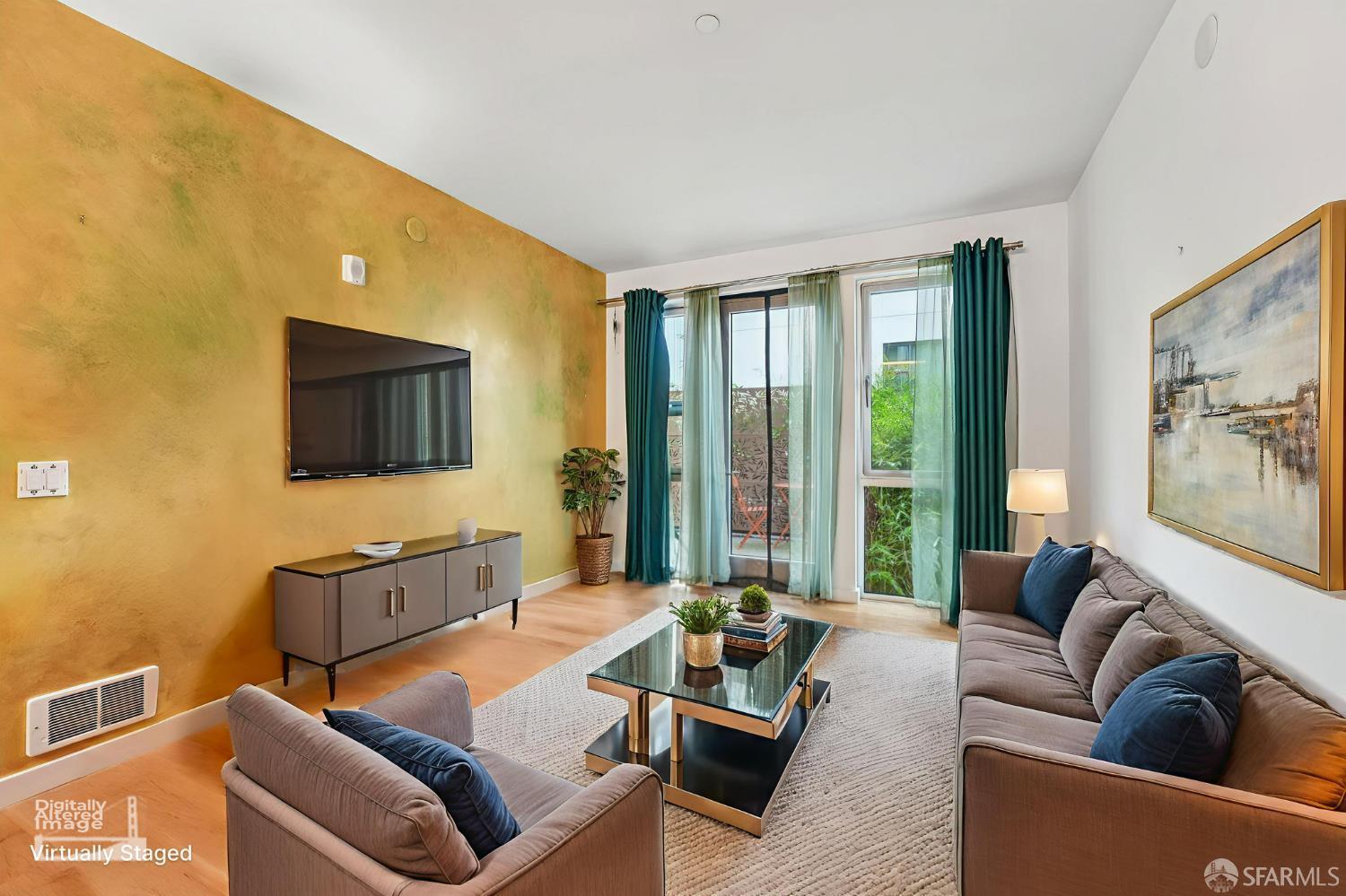 Detail Gallery Image 4 of 40 For 388 Fulton St #201,  San Francisco,  CA 94102 - 2 Beds | 1 Baths