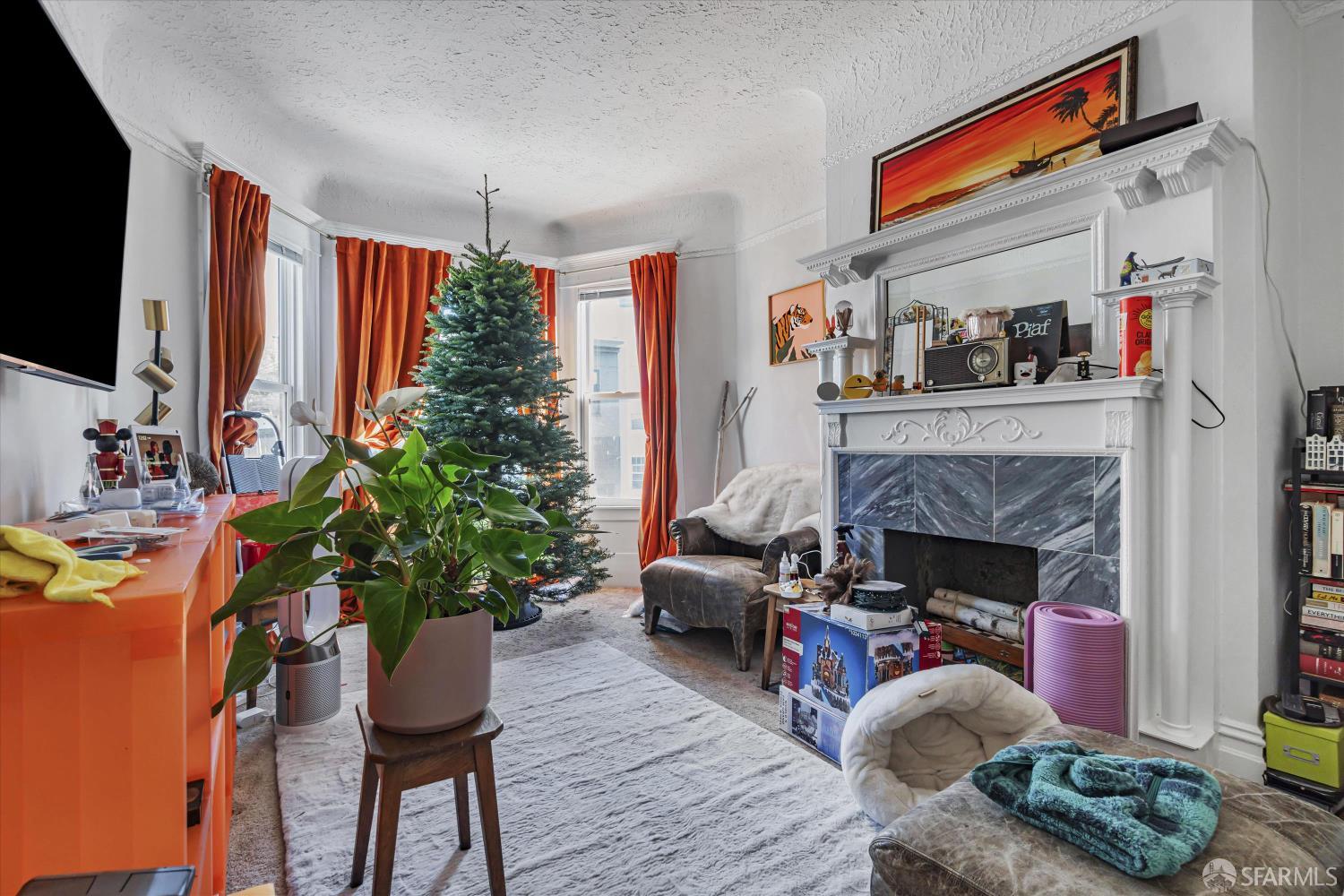 Detail Gallery Image 7 of 72 For 1733 Leavenworth St, San Francisco,  CA 94109 - – Beds | – Baths