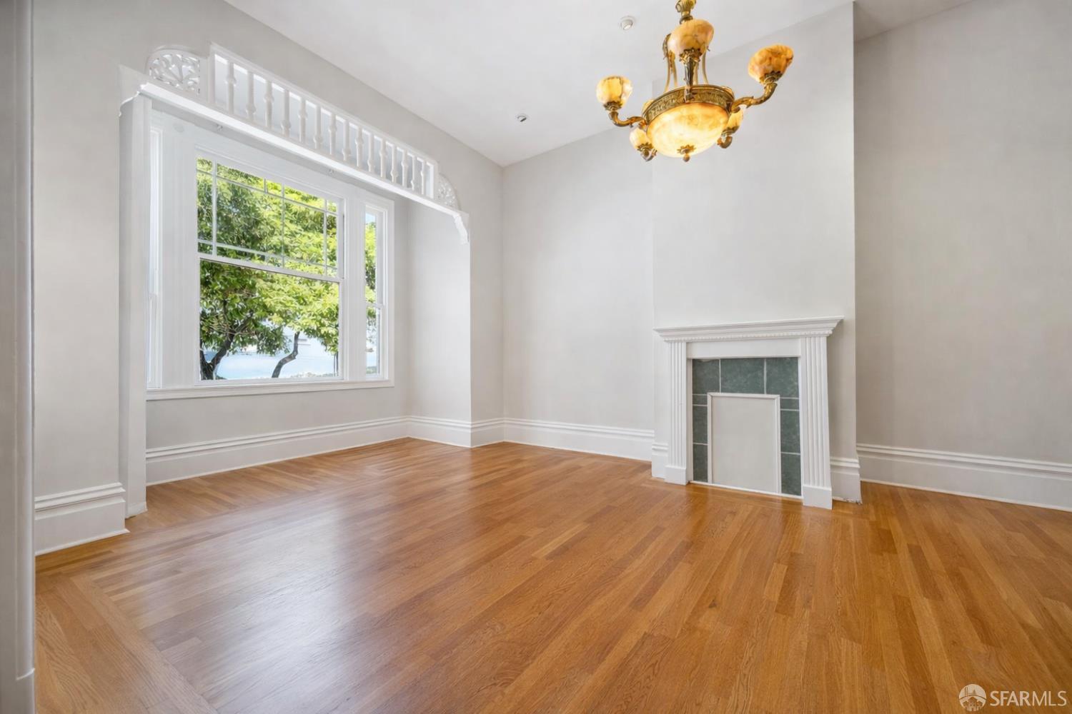 Detail Gallery Image 6 of 34 For 1409 Mcallister St, San Francisco,  CA 94115 - 4 Beds | 3 Baths