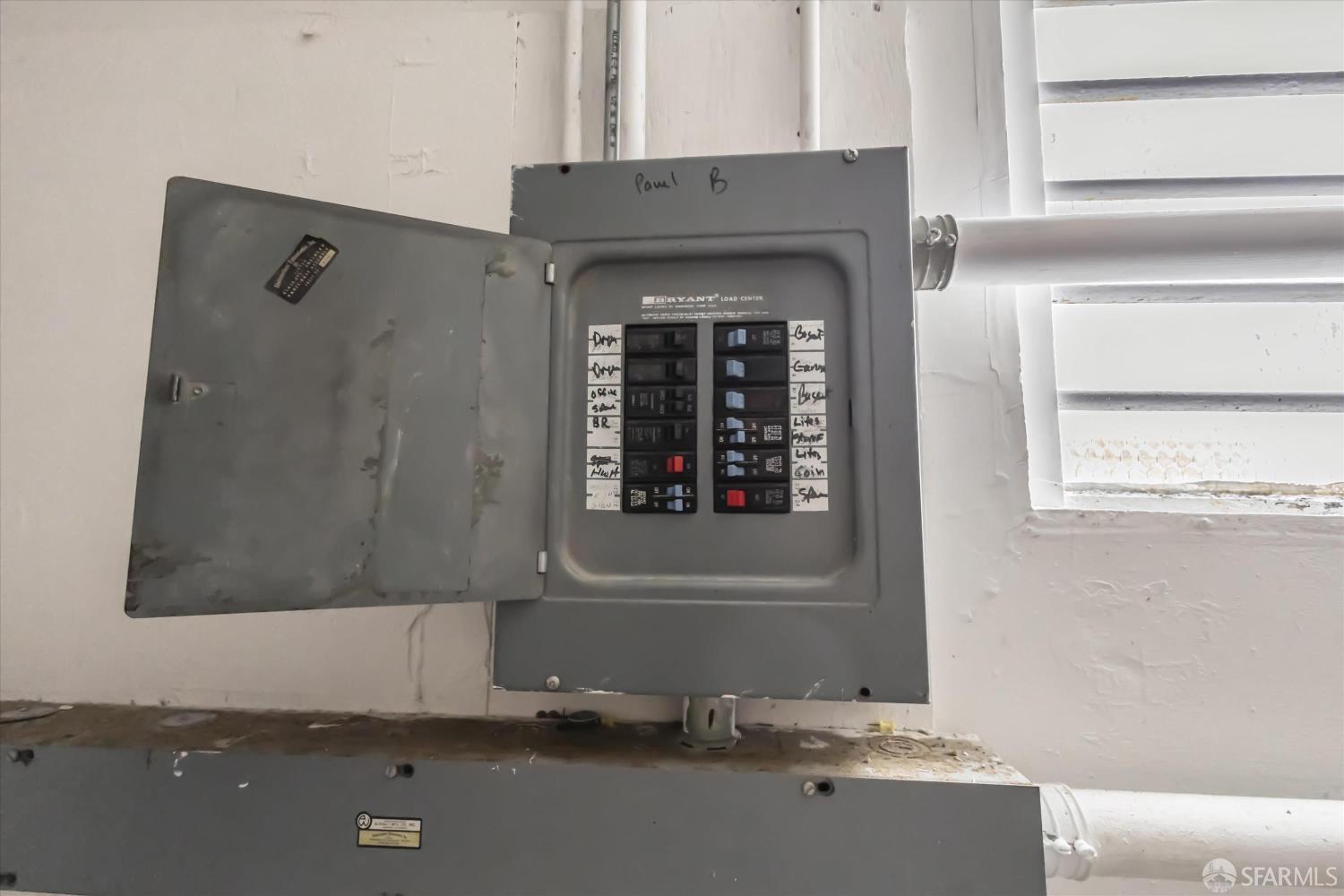 Detail Gallery Image 53 of 72 For 1733 Leavenworth St, San Francisco,  CA 94109 - – Beds | – Baths