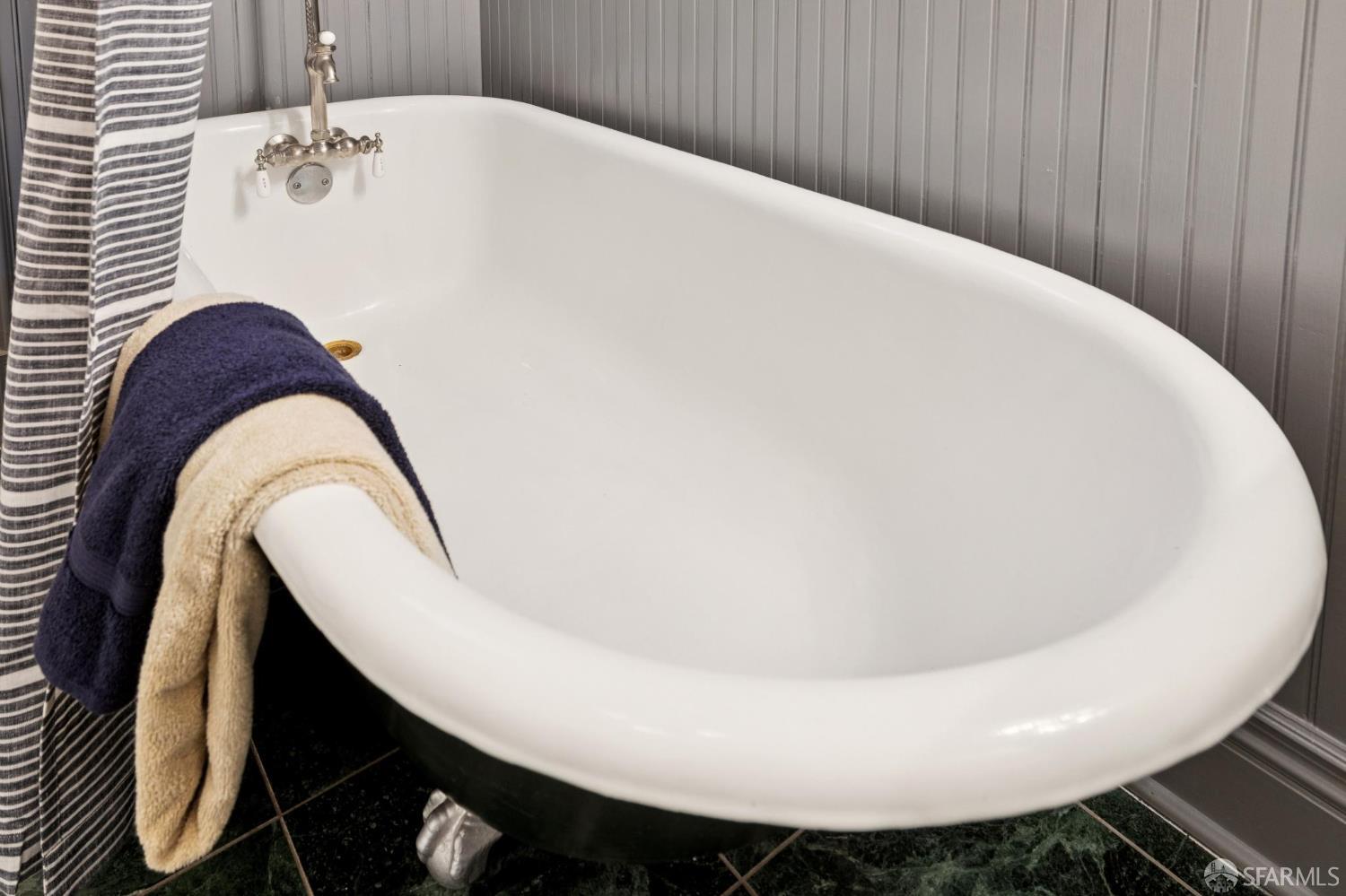 Photo #44: 425091990 Listing: Photo #44