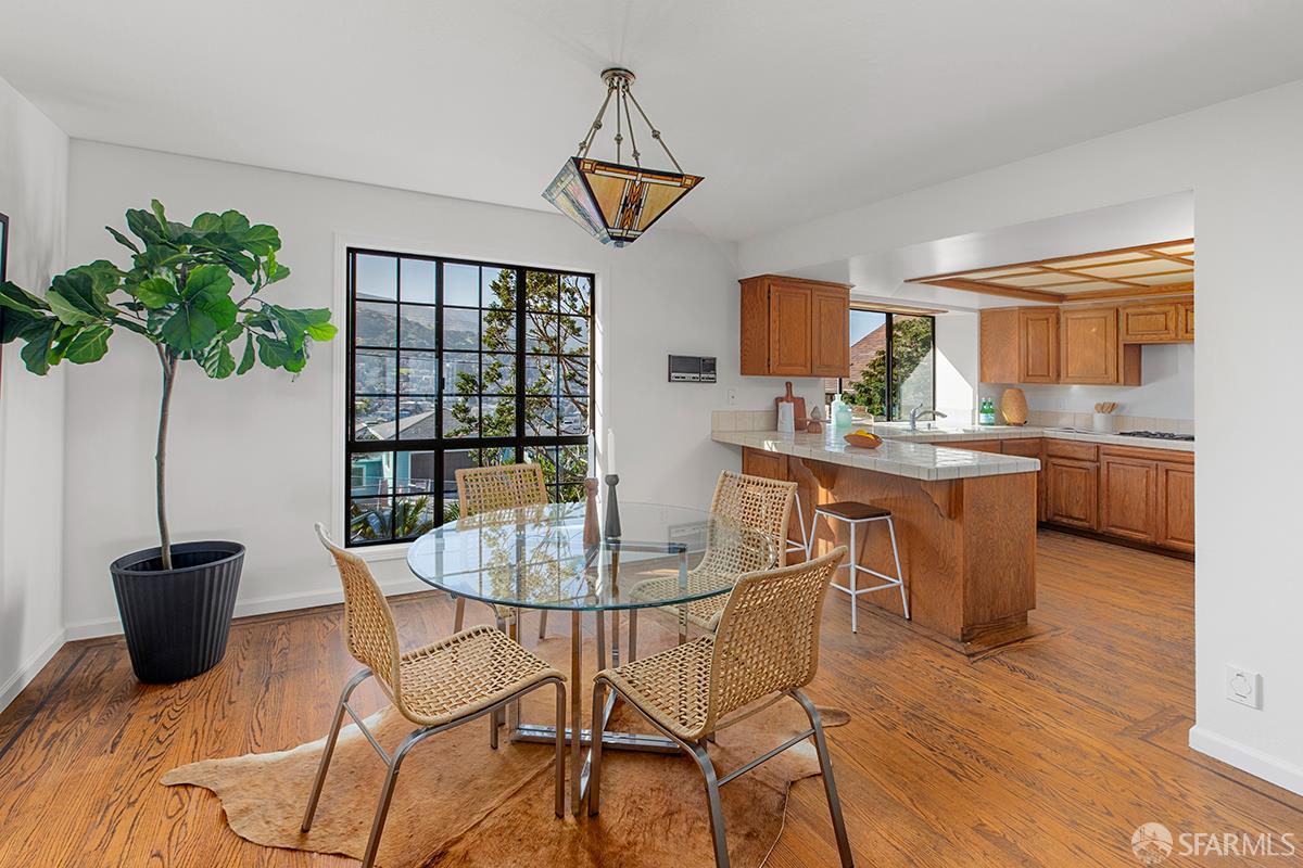 Detail Gallery Image 23 of 65 For 169 Tulare St, Brisbane,  CA 94005 - 4 Beds | 3 Baths