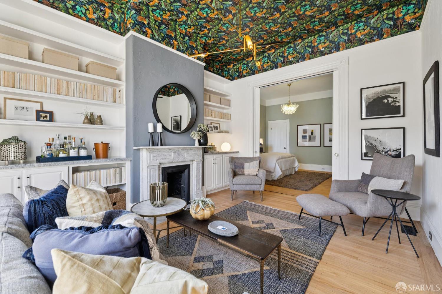 Photo #5: 425091990 Listing: Photo #5