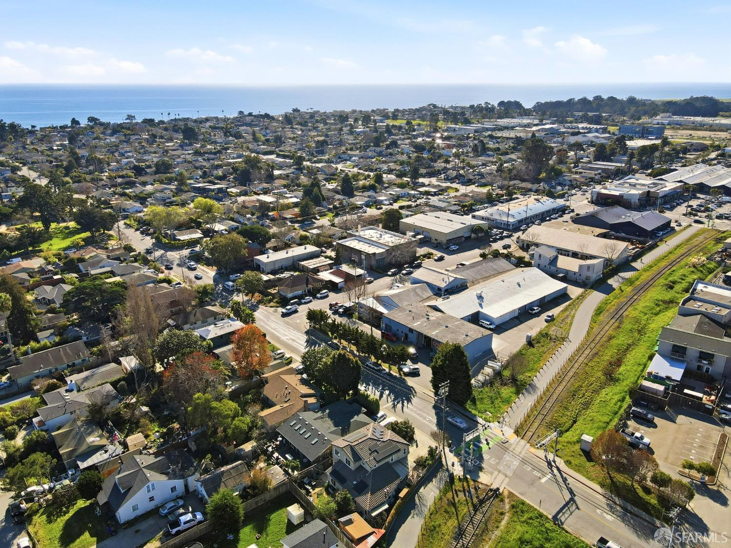 Detail Gallery Image 46 of 48 For 820 Almar Ave, Santa Cruz,  CA 95060 - 3 Beds | 2/1 Baths