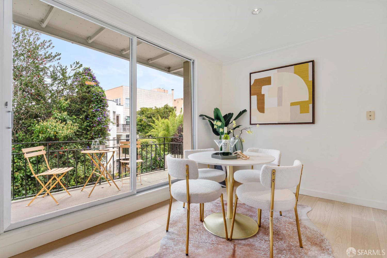 Detail Gallery Image 19 of 36 For 1734 Bay St #106,  San Francisco,  CA 94123 - 2 Beds | 1 Baths