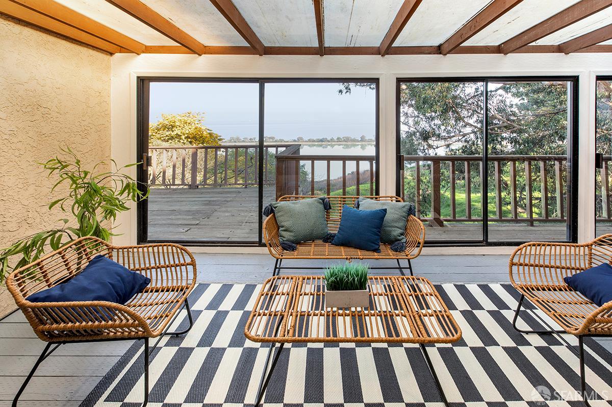 Detail Gallery Image 14 of 65 For 169 Tulare St, Brisbane,  CA 94005 - 4 Beds | 3 Baths