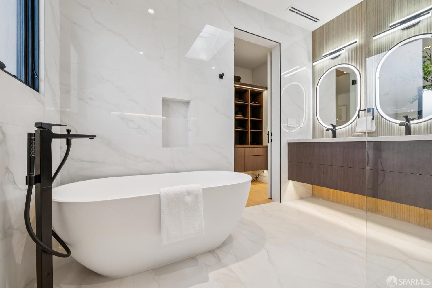 Detail Gallery Image 35 of 71 For 199 Brentwood Ave, San Francisco,  CA 94127 - 4 Beds | 4/1 Baths