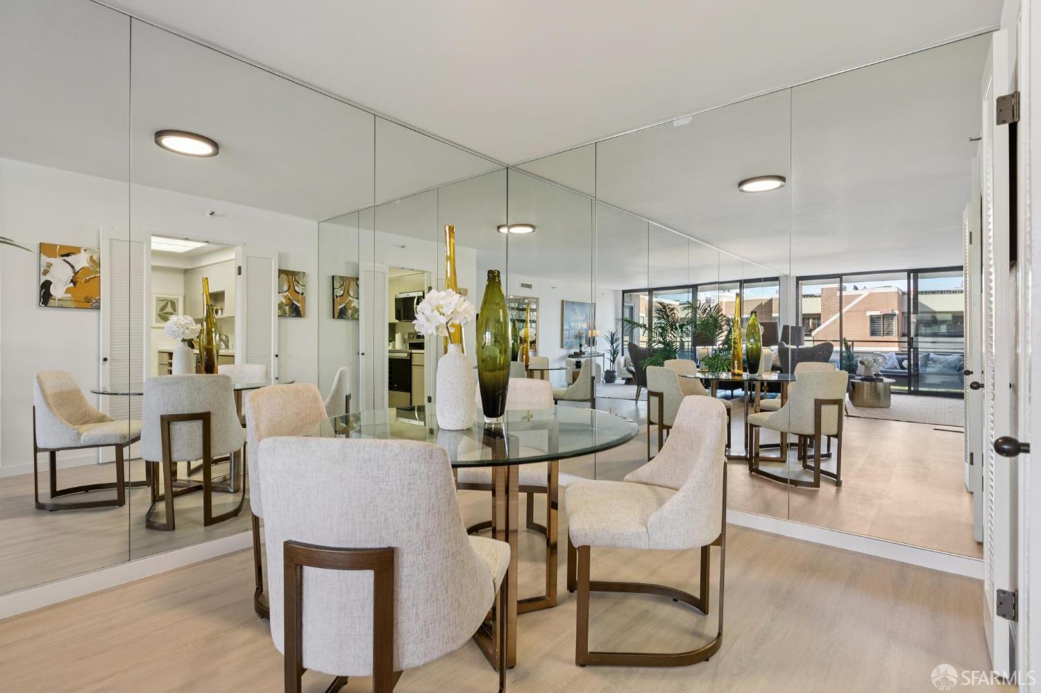 Detail Gallery Image 13 of 61 For 101 Lombard 407w,  San Francisco,  CA 94111 - 2 Beds | 2 Baths