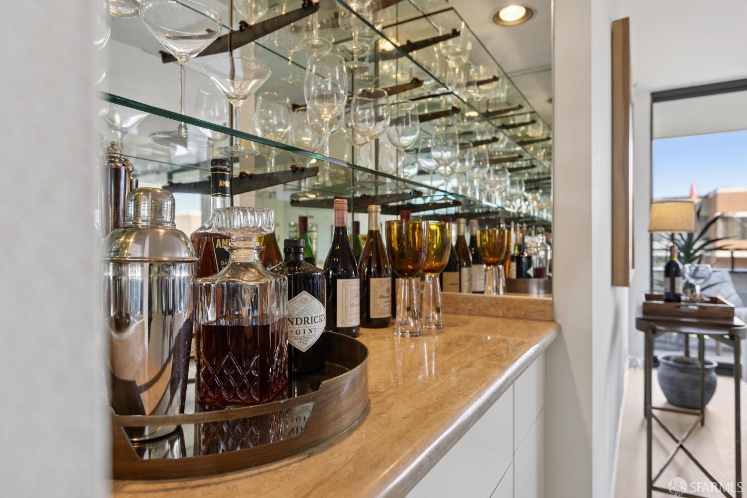 Detail Gallery Image 23 of 61 For 101 Lombard 407w,  San Francisco,  CA 94111 - 2 Beds | 2 Baths