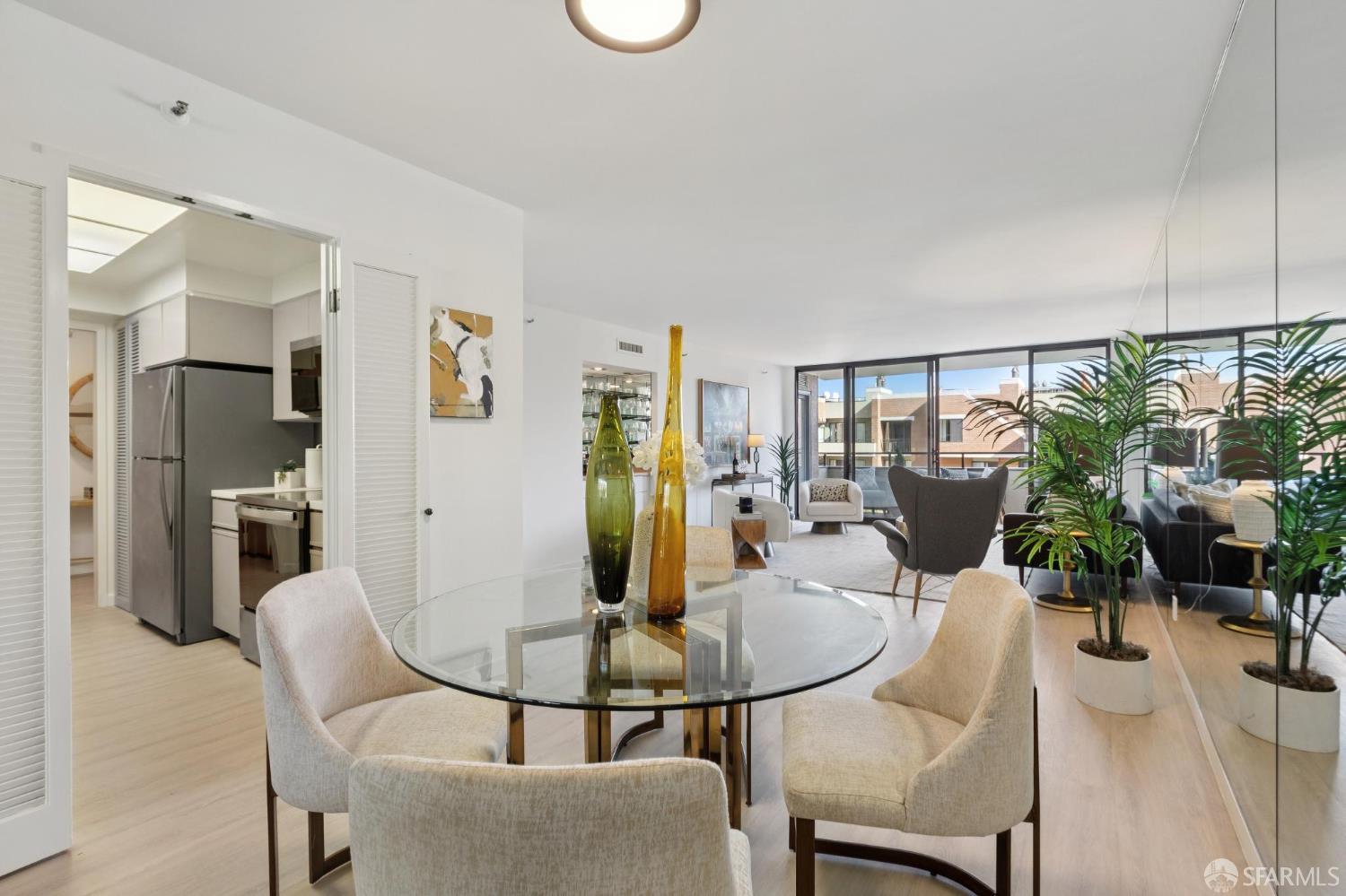 Detail Gallery Image 16 of 61 For 101 Lombard 407w,  San Francisco,  CA 94111 - 2 Beds | 2 Baths