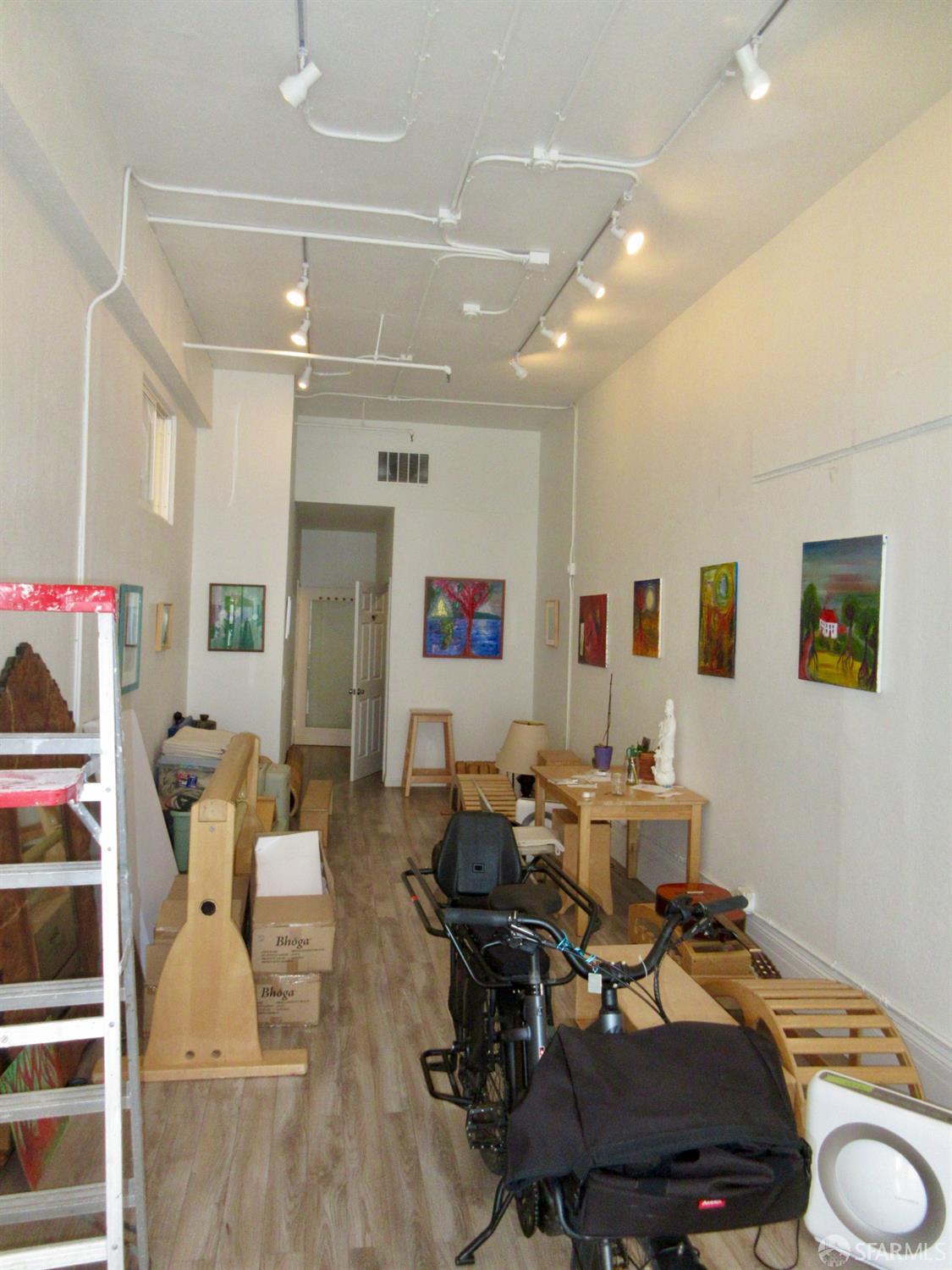 Detail Gallery Image 14 of 20 For 1348 9th Ave, San Francisco,  CA 94122 - – Beds | – Baths