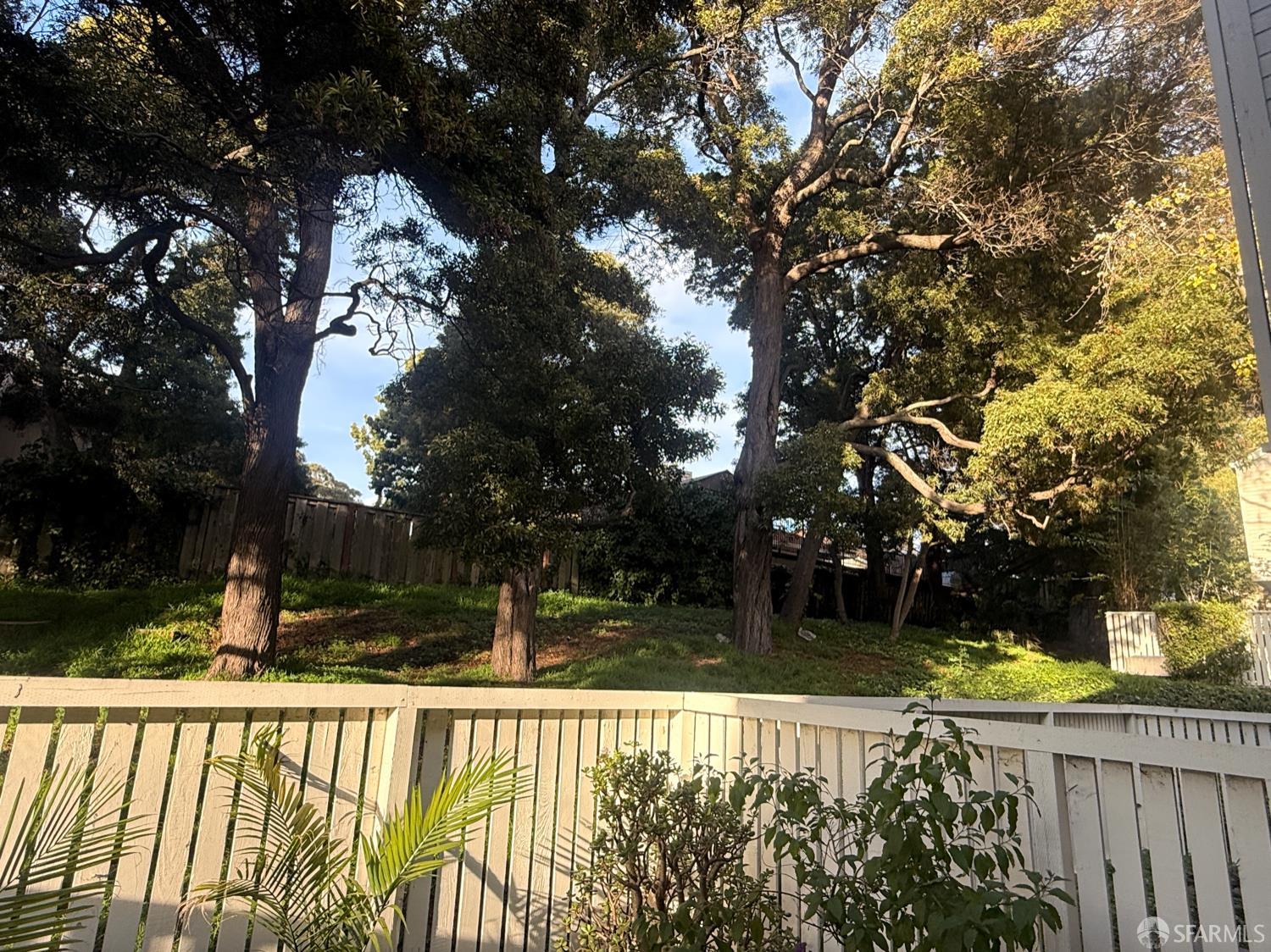 Detail Gallery Image 27 of 54 For 2545 Treeside Way, San Pablo,  CA 94806 - 2 Beds | 2/1 Baths