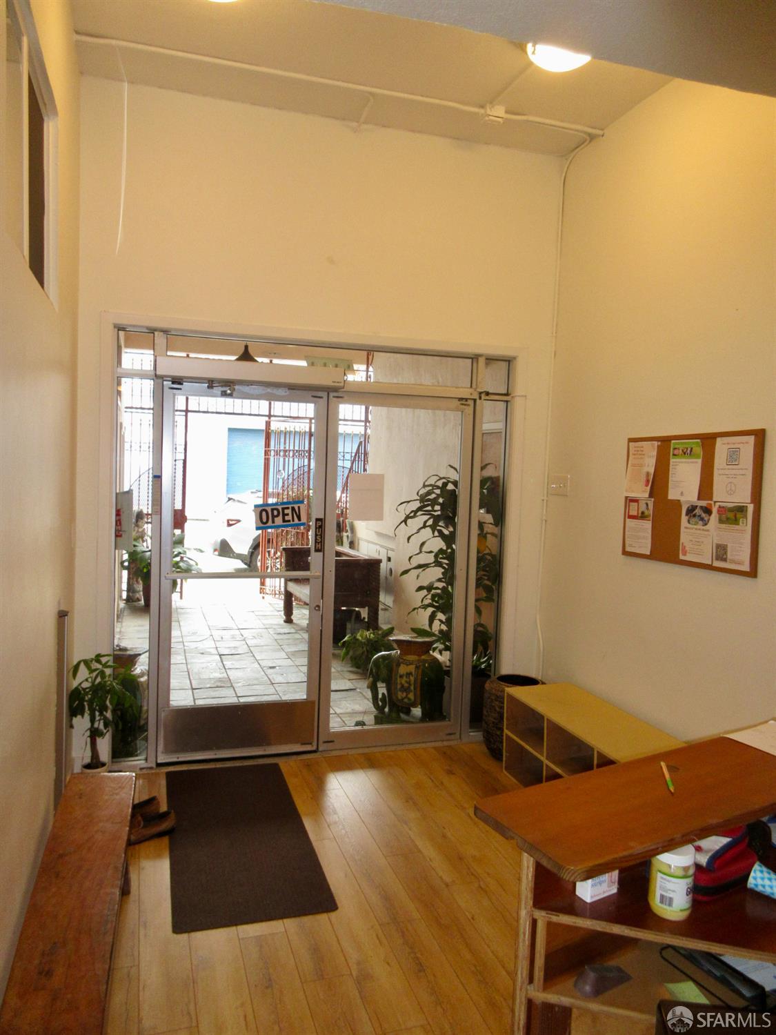 Detail Gallery Image 6 of 20 For 1348 9th Ave, San Francisco,  CA 94122 - – Beds | – Baths