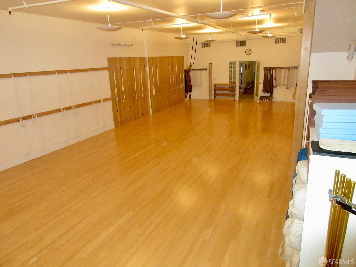 Detail Gallery Image 10 of 20 For 1348 9th Ave, San Francisco,  CA 94122 - – Beds | – Baths