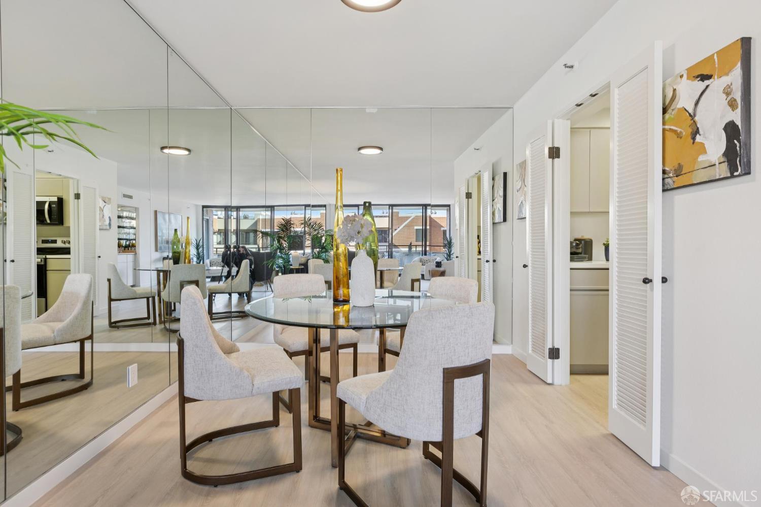 Detail Gallery Image 15 of 61 For 101 Lombard 407w,  San Francisco,  CA 94111 - 2 Beds | 2 Baths