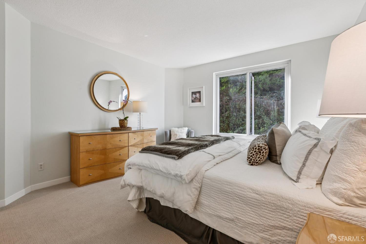 Detail Gallery Image 24 of 39 For 111 Chestnut St #303,  San Francisco,  CA 94111 - 2 Beds | 2 Baths