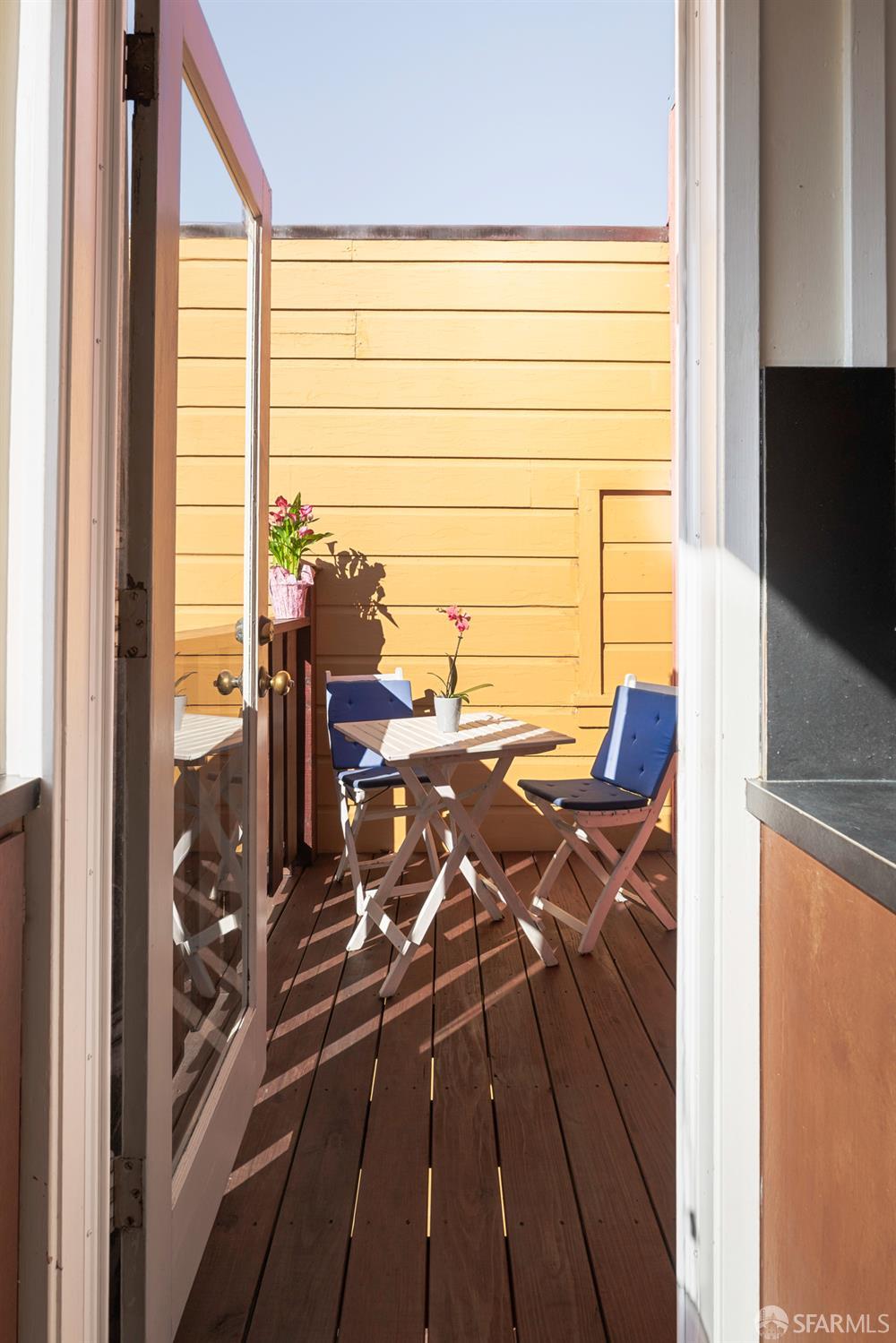 Detail Gallery Image 15 of 39 For 1883 16th Ave, San Francisco,  CA 94122 - – Beds | – Baths