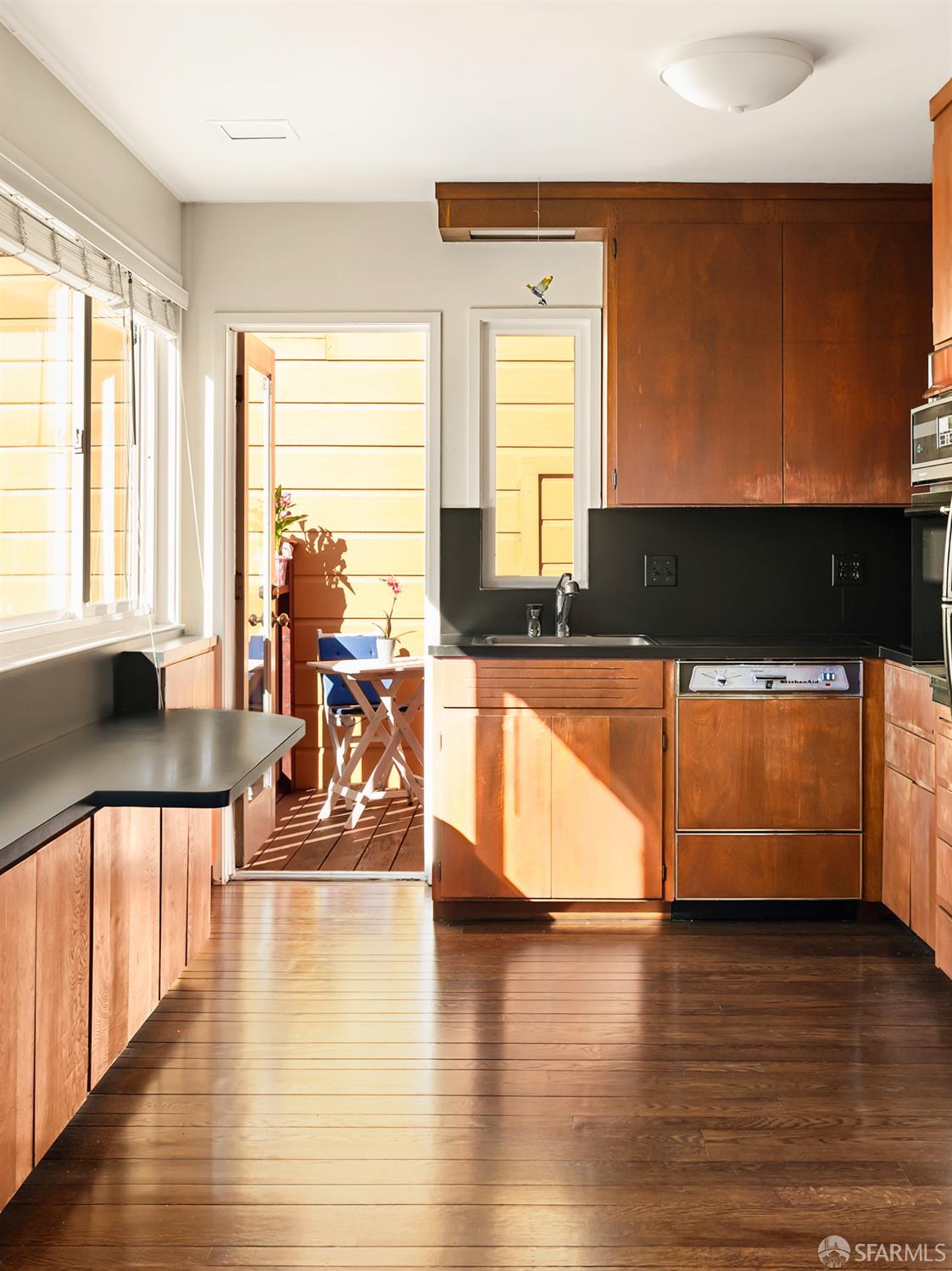 Detail Gallery Image 14 of 39 For 1883 16th Ave, San Francisco,  CA 94122 - – Beds | – Baths