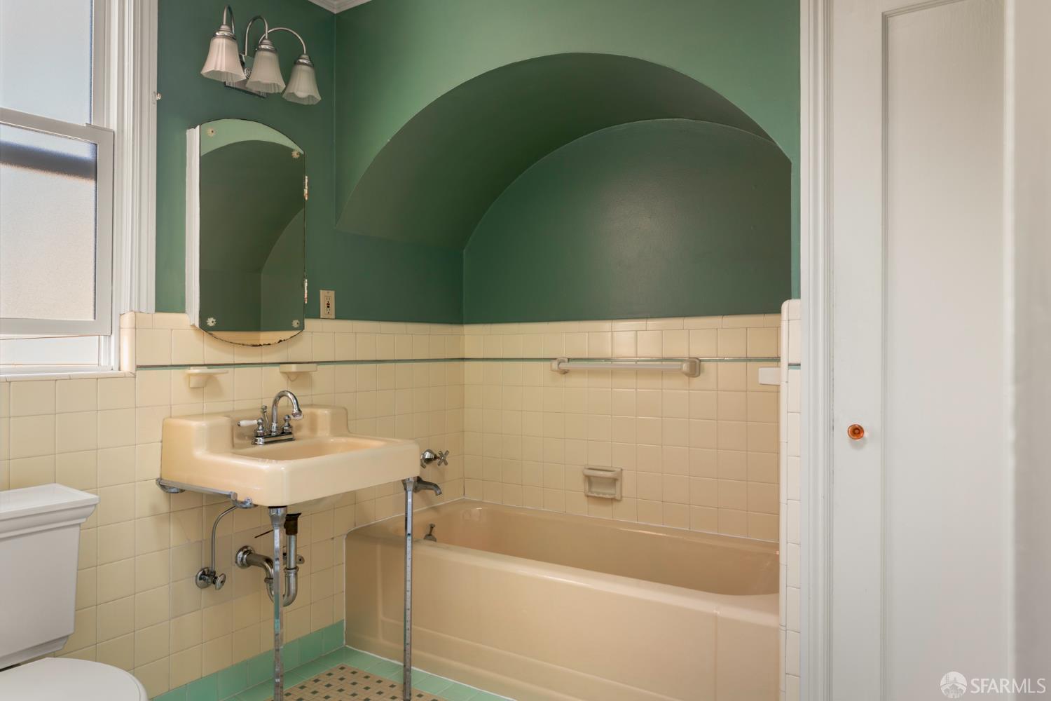 Detail Gallery Image 21 of 39 For 1883 16th Ave, San Francisco,  CA 94122 - – Beds | – Baths