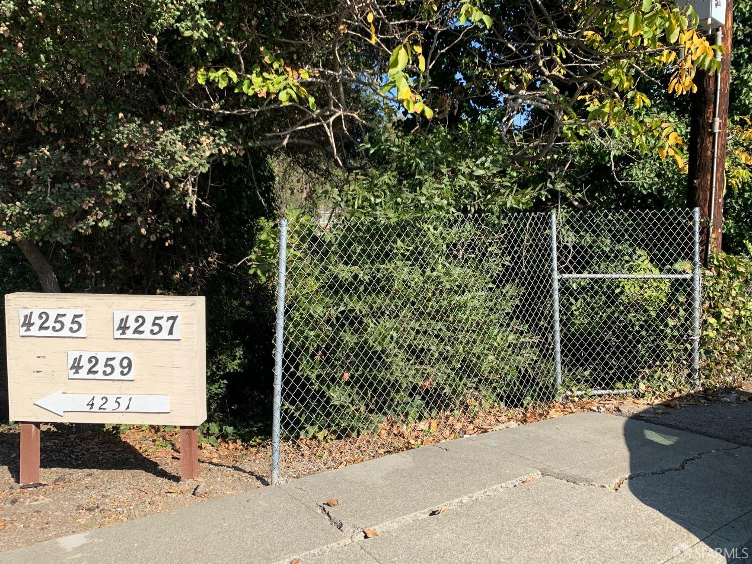 Detail Gallery Image 3 of 24 For 4265 San Pablo Dam Rd, El Sobrante,  CA 94803 - – Beds | – Baths