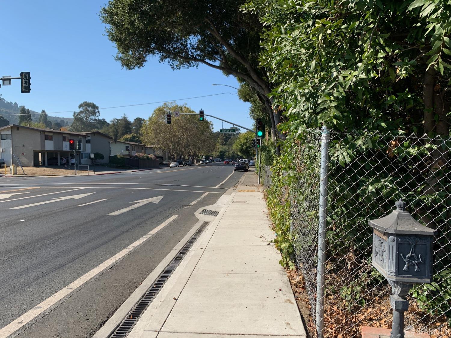 Detail Gallery Image 6 of 24 For 4265 San Pablo Dam Rd, El Sobrante,  CA 94803 - – Beds | – Baths