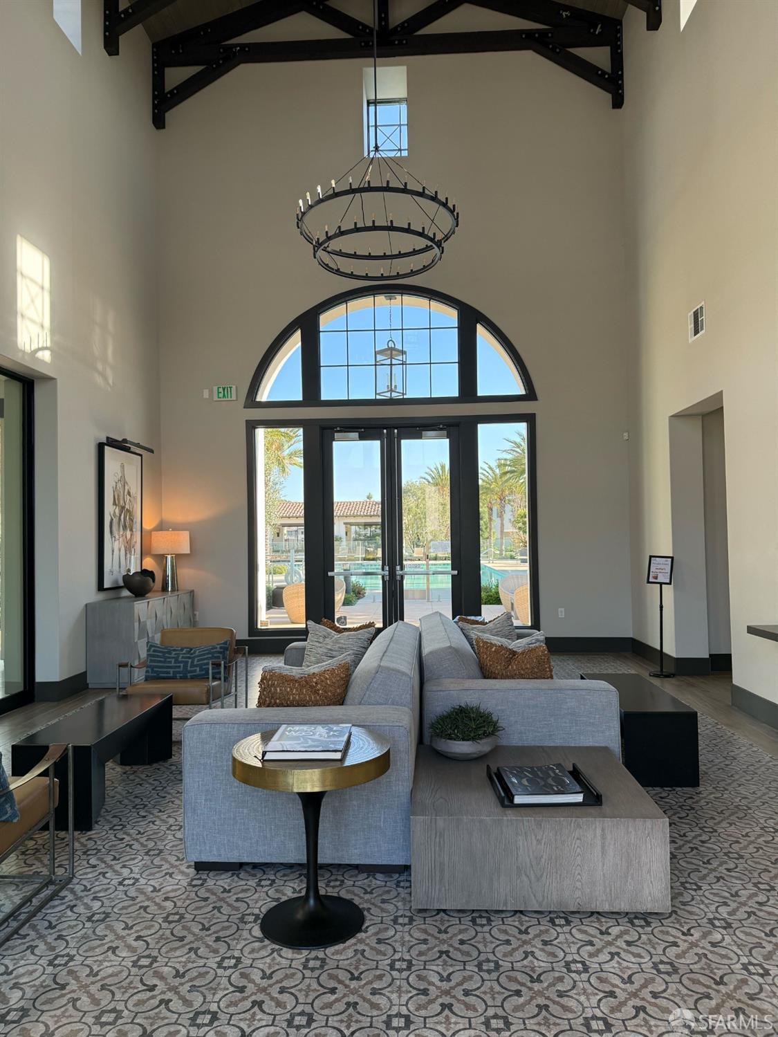 Detail Gallery Image 26 of 28 For 18471 Corte Zapala, Morgan Hill,  CA 95037 - 5 Beds | 5/1 Baths