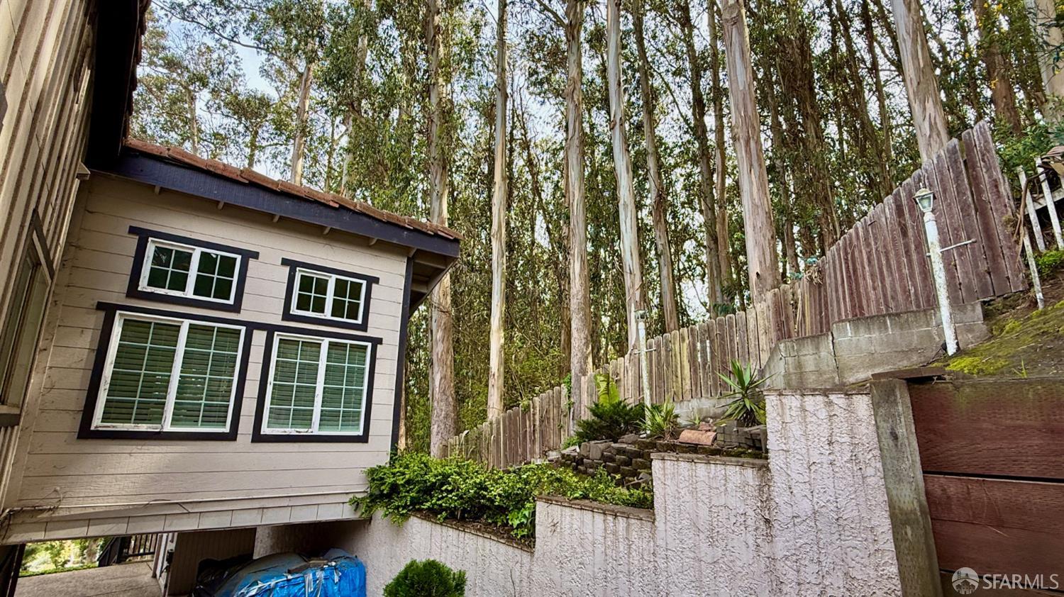 Detail Gallery Image 33 of 49 For 47 Seville Way, South San Francisco,  CA 94080 - 5 Beds | 3 Baths