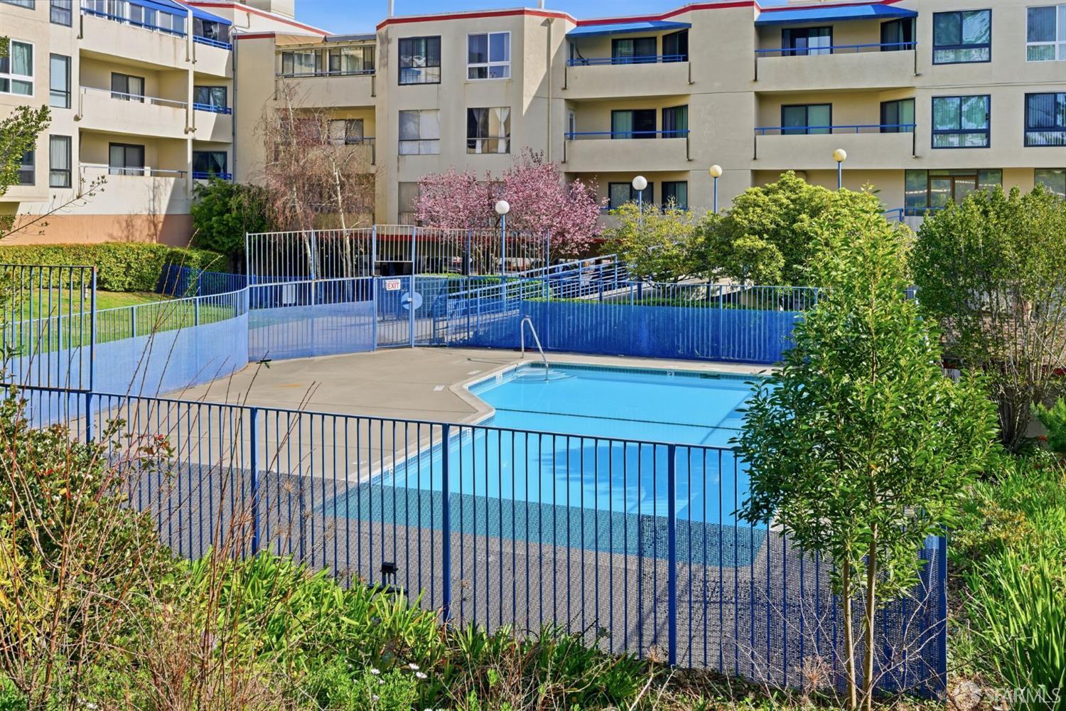 Detail Gallery Image 26 of 31 For 1551 Southgate Ave #102,  Daly City,  CA 94015 - 2 Beds | 2 Baths