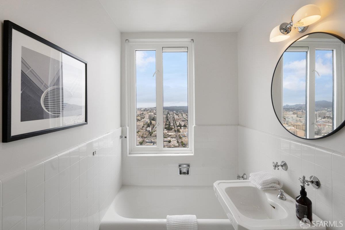 Photo #34: 426102478 Listing: Photo #34