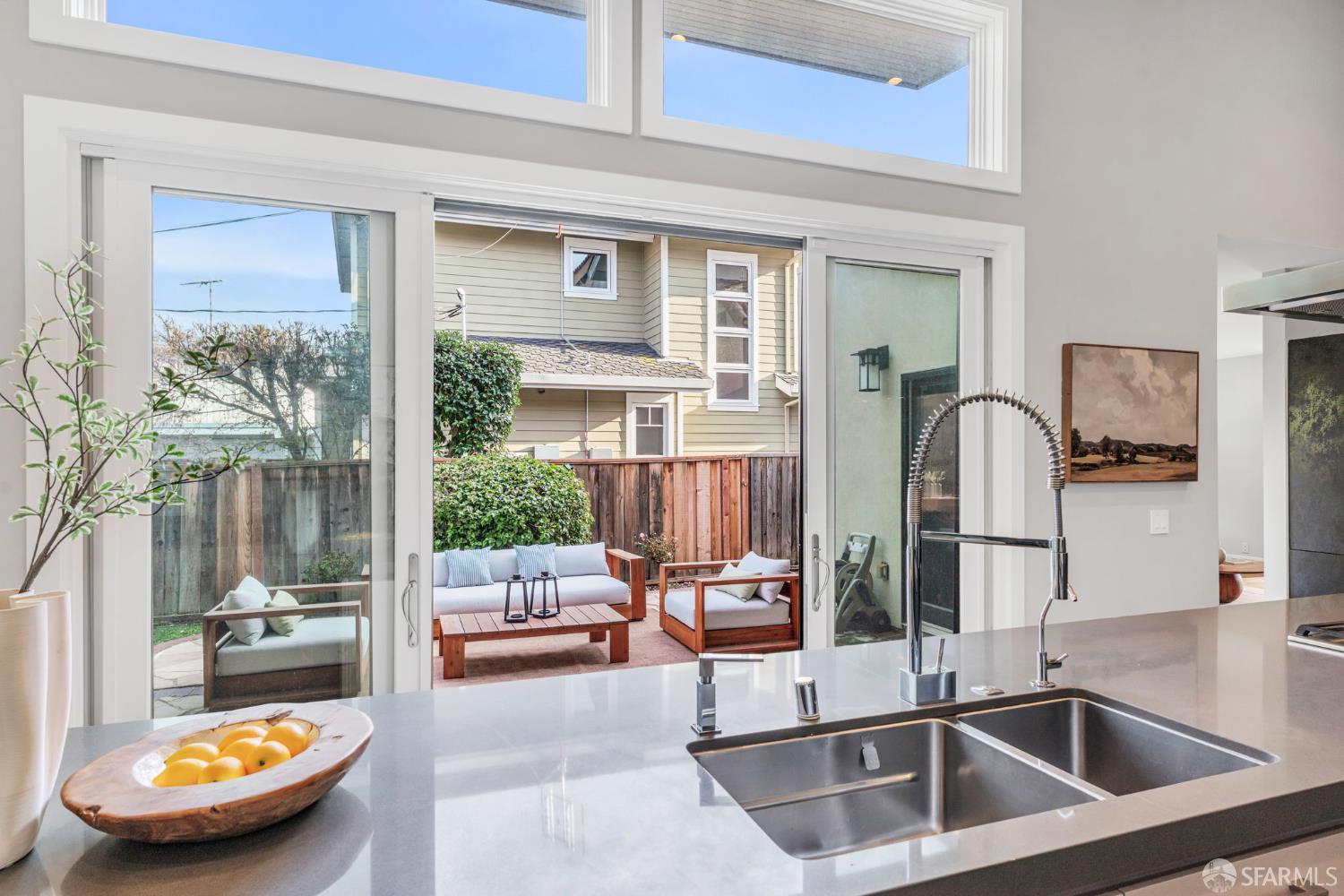 Detail Gallery Image 8 of 35 For 3243 Ramona St, Palo Alto,  CA 94306 - 4 Beds | 2/1 Baths