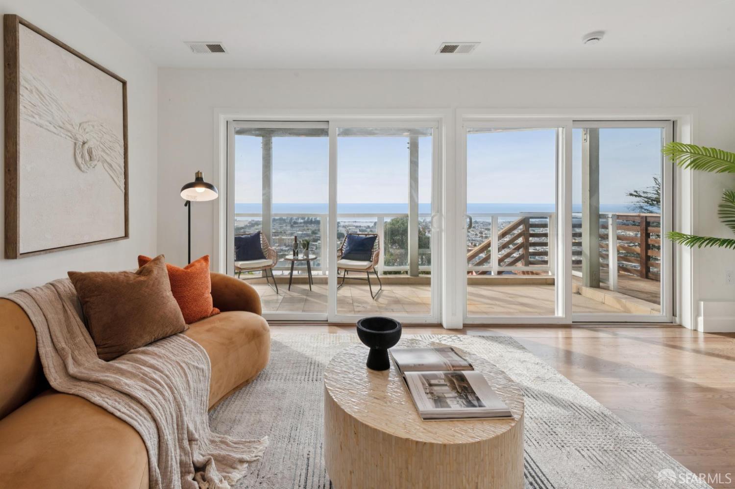 Detail Gallery Image 72 of 89 For 2009 14th Ave, San Francisco,  CA 94110 - 3 Beds | 3 Baths