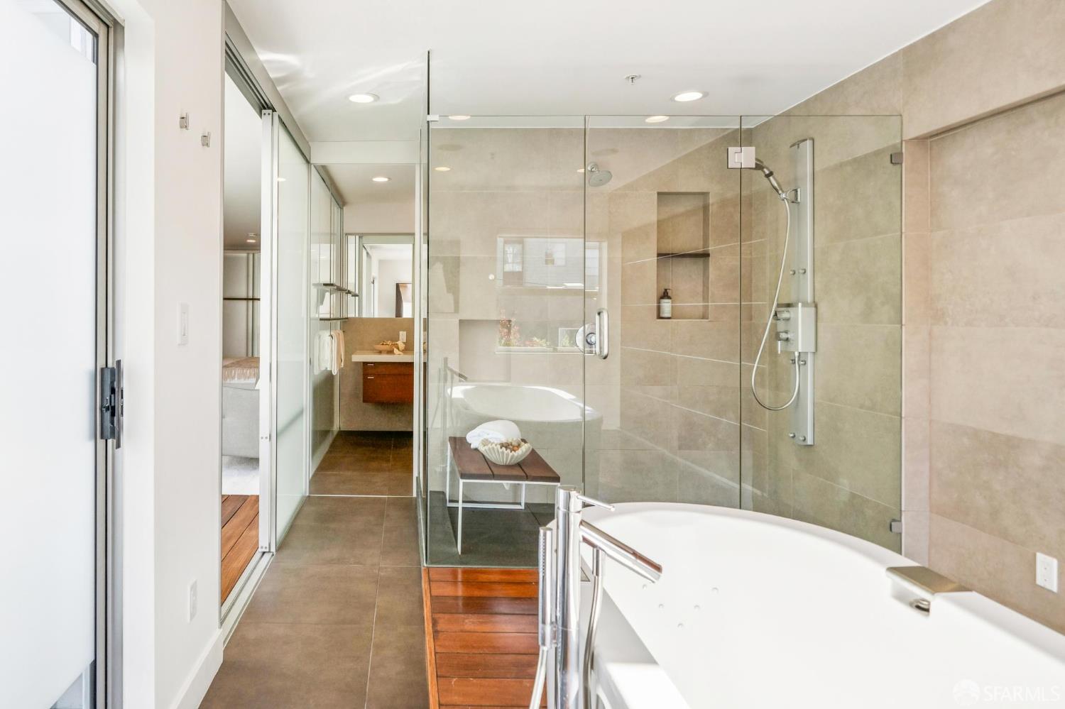 Detail Gallery Image 38 of 70 For 142 Russ St #4,  San Francisco,  CA 94103 - 3 Beds | 2/1 Baths