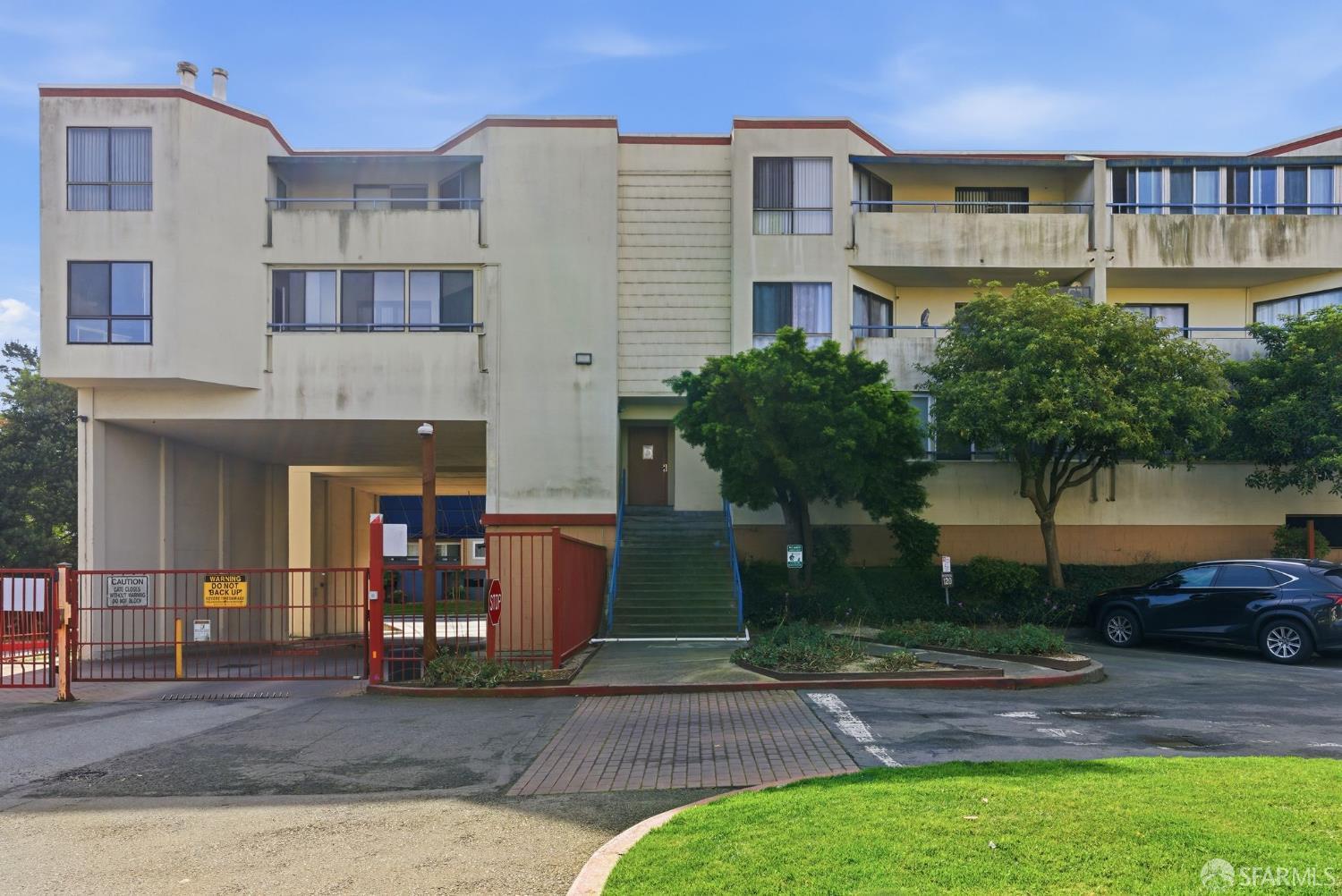 Detail Gallery Image 31 of 31 For 1551 Southgate Ave #102,  Daly City,  CA 94015 - 2 Beds | 2 Baths