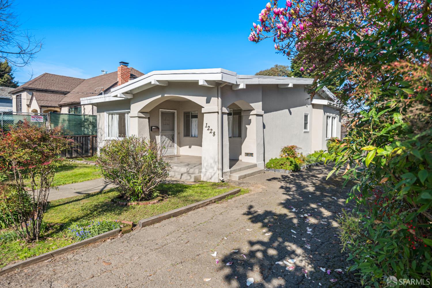 Detail Gallery Image 27 of 27 For 1228 Capuchino Ave, Burlingame,  CA 94010 - 3 Beds | 1 Baths